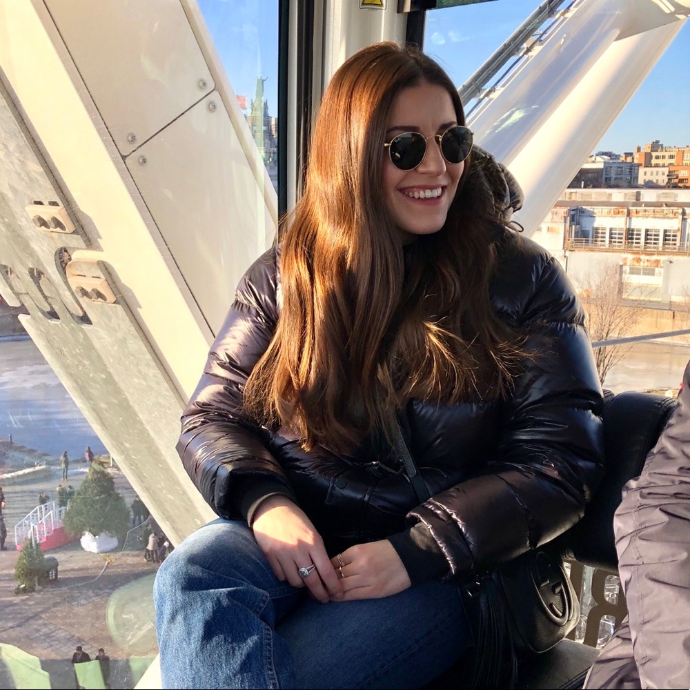 Meet your Posher, Gabriella